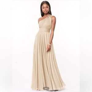 NWT AZAZIE Charlize.  Womens A8